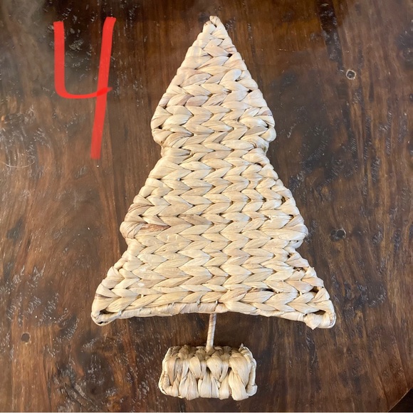 NWT Rattan Tree Home Decor - Picture 11 of 11